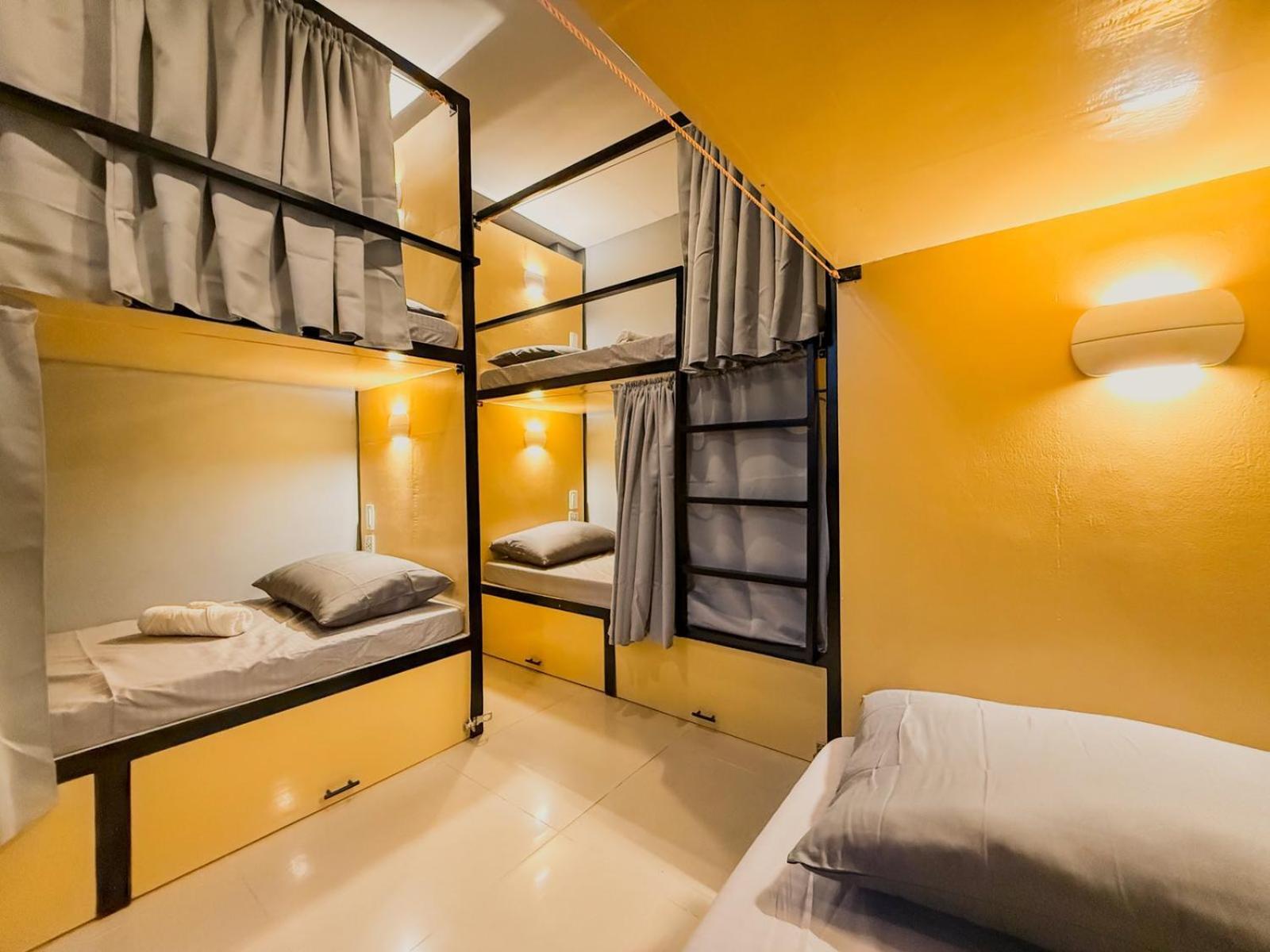 Goofy Ants Hostel Puerto Princesa Room photo