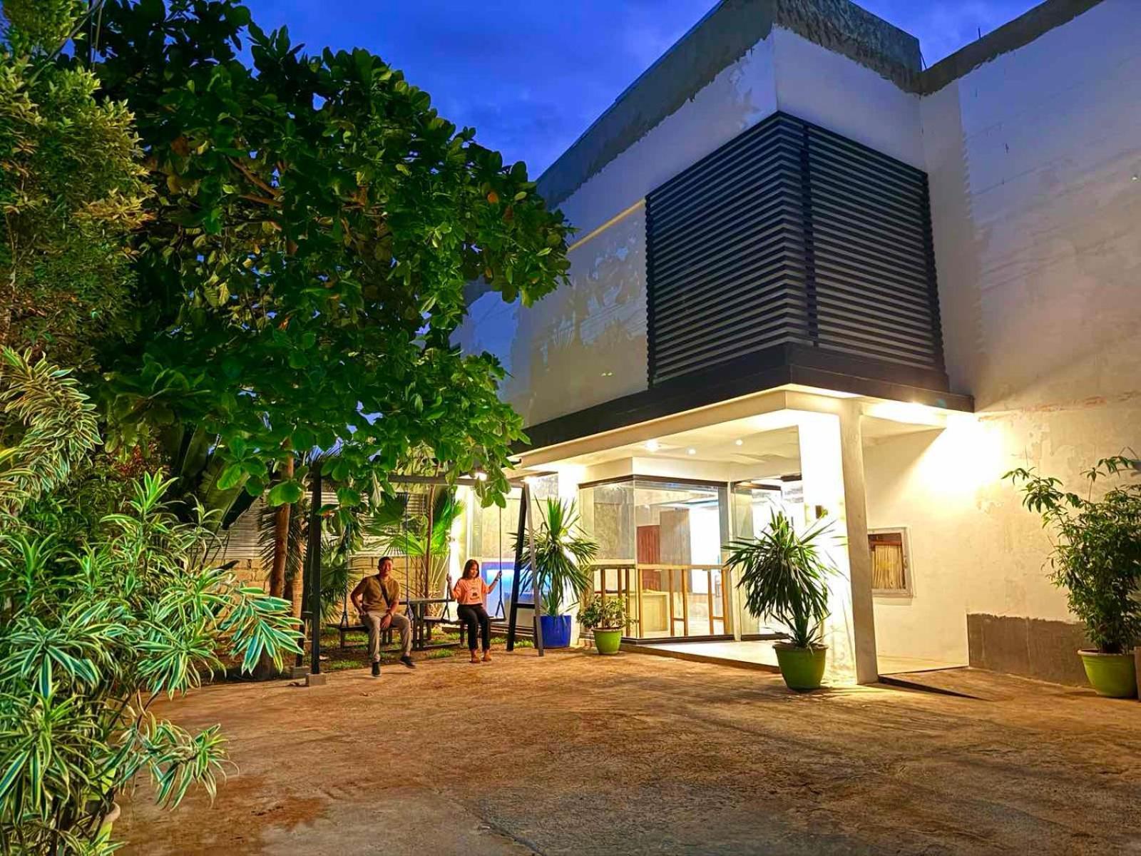 Goofy Ants Hostel Puerto Princesa Exterior photo
