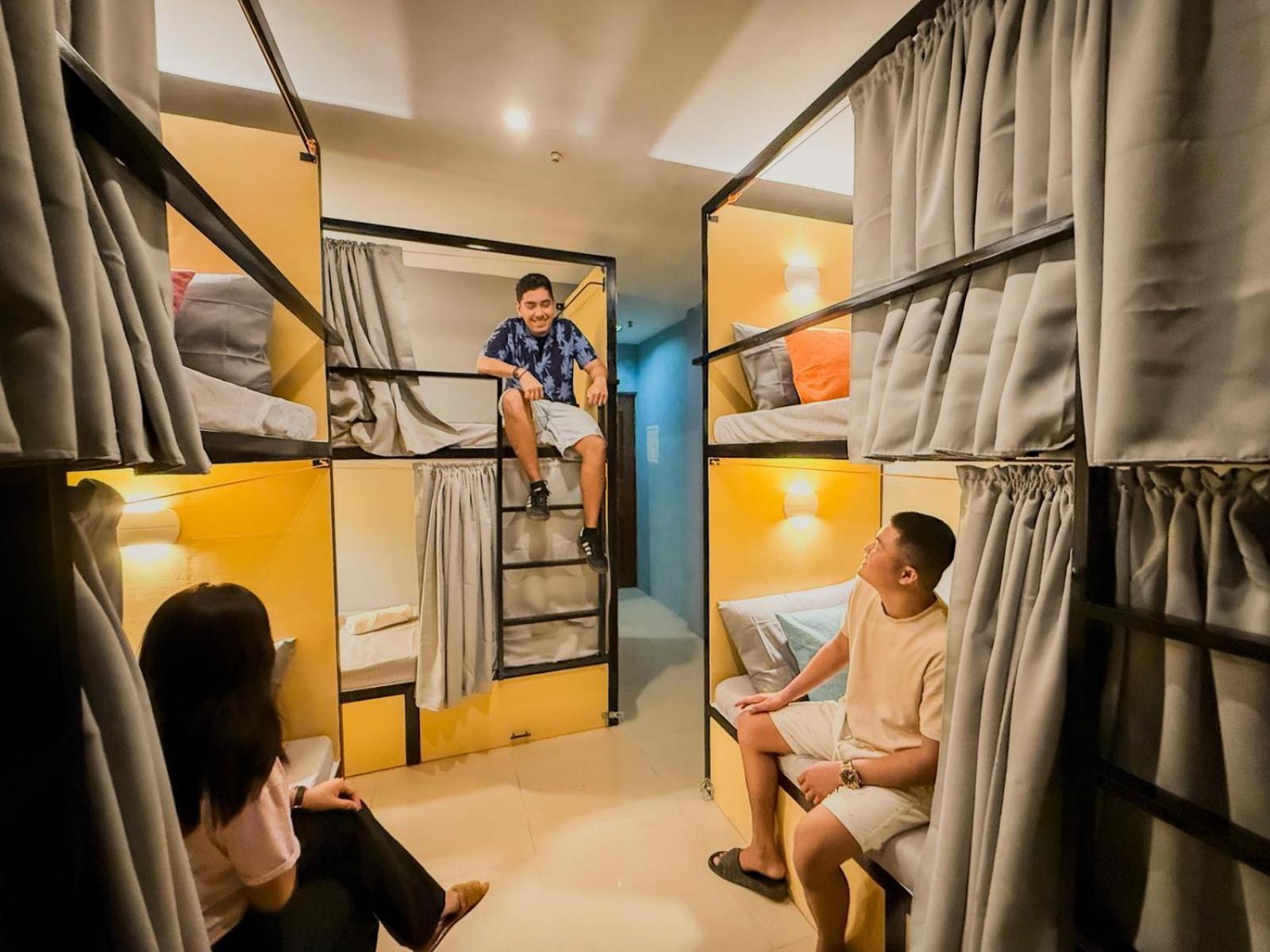 Goofy Ants Hostel Puerto Princesa Room photo